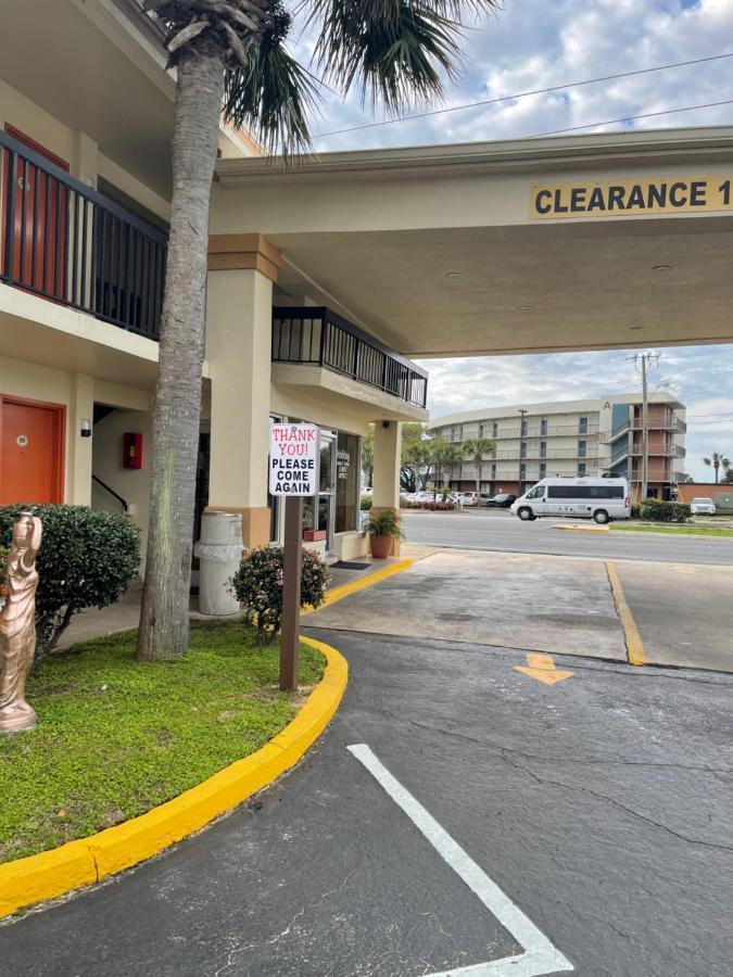 Hole Inn The Wall Hotel - Fort Walton Beach - Sunset Plaza - Nearby Beaches & Hurlburt Exterior foto